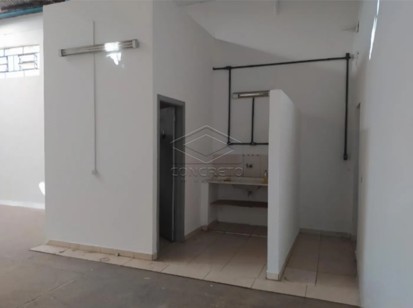 Alugar Comercial / Galp&atilde;o em Bauru R$ 4.300,00 - Foto 5
