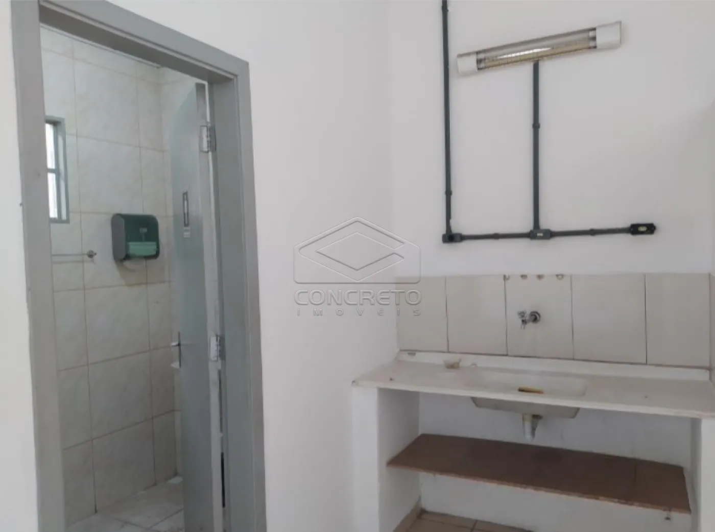 Alugar Comercial / Galp&atilde;o em Bauru R$ 4.300,00 - Foto 6