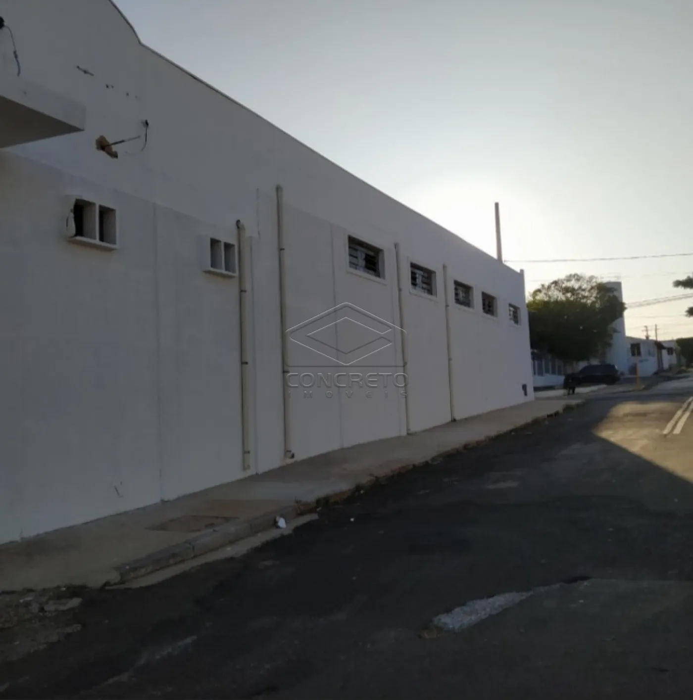 Alugar Comercial / Galp&atilde;o em Bauru R$ 4.300,00 - Foto 7