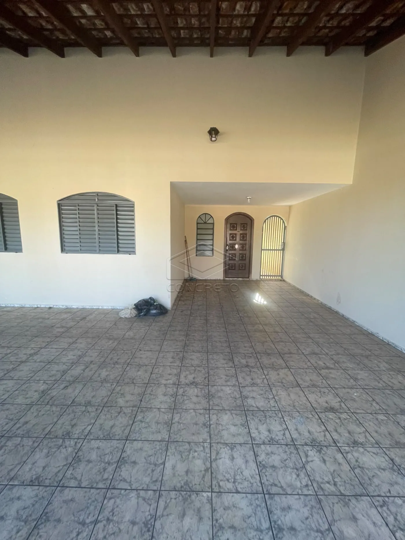 Alugar Casa / Resid&ecirc;ncia em Barra Bonita R$ 1.700,00 - Foto 1