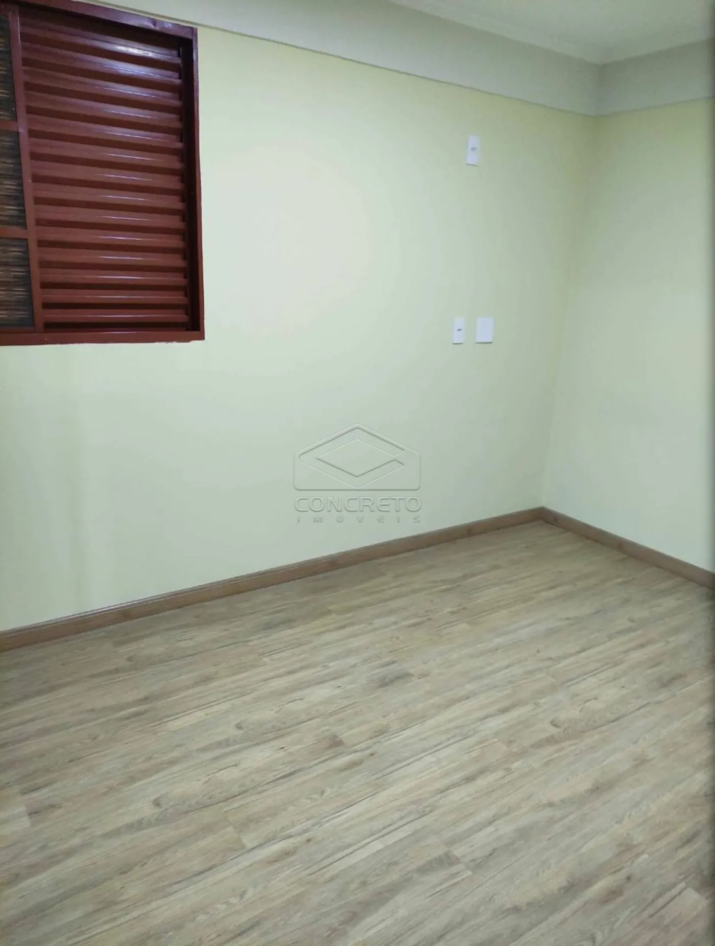 Alugar Apartamento / Padr&atilde;o em Len&ccedil;&oacute;is Paulista R$ 2.500,00 - Foto 7