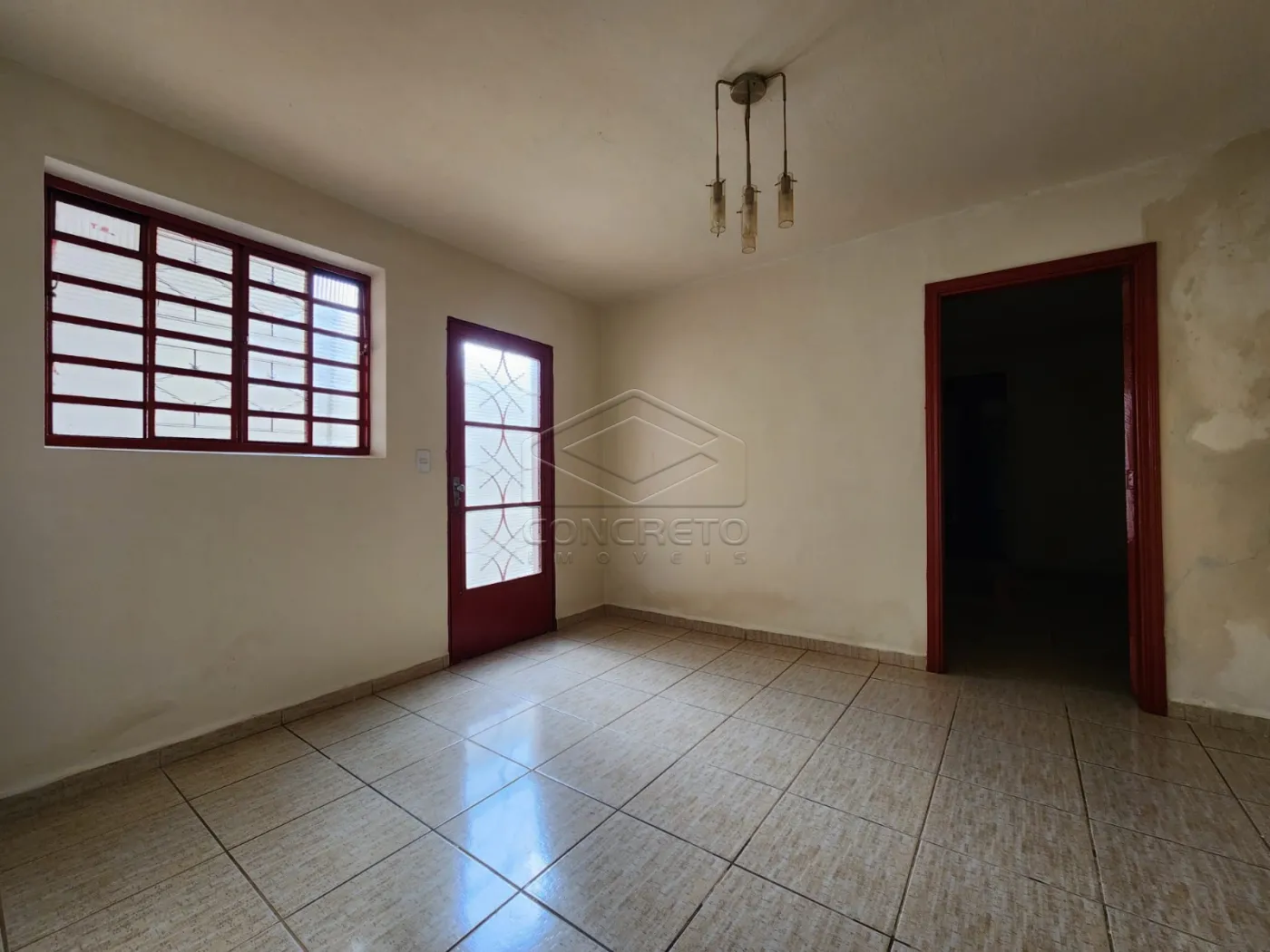 Alugar Casa / Resid&ecirc;ncia em Ja&uacute; R$ 650,00 - Foto 1