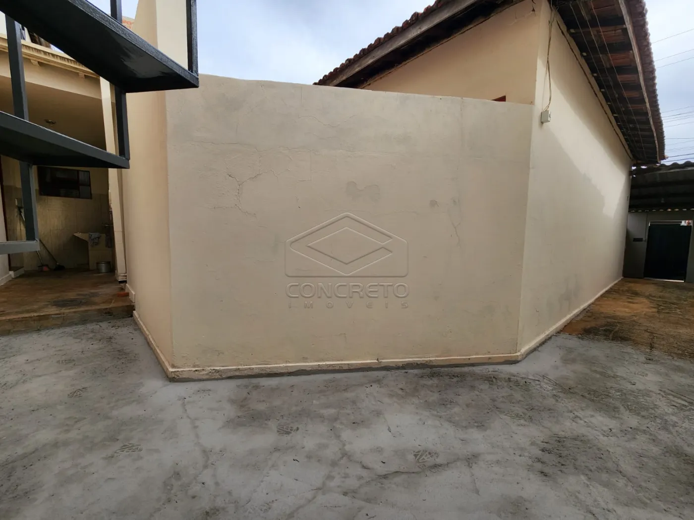Alugar Casa / Resid&ecirc;ncia em Ja&uacute; R$ 650,00 - Foto 9