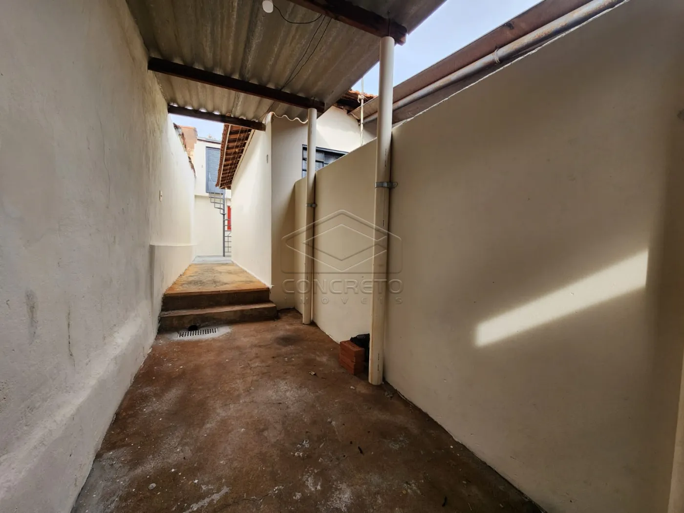 Alugar Casa / Resid&ecirc;ncia em Ja&uacute; R$ 650,00 - Foto 8