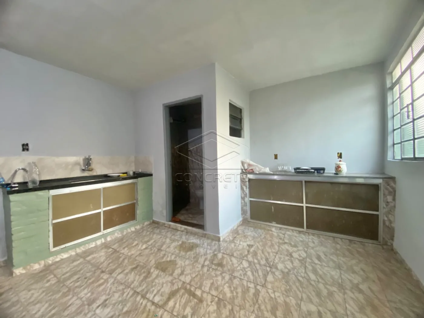 Alugar Apartamento / Kitnet em Ja&uacute; R$ 1.150,00 - Foto 1