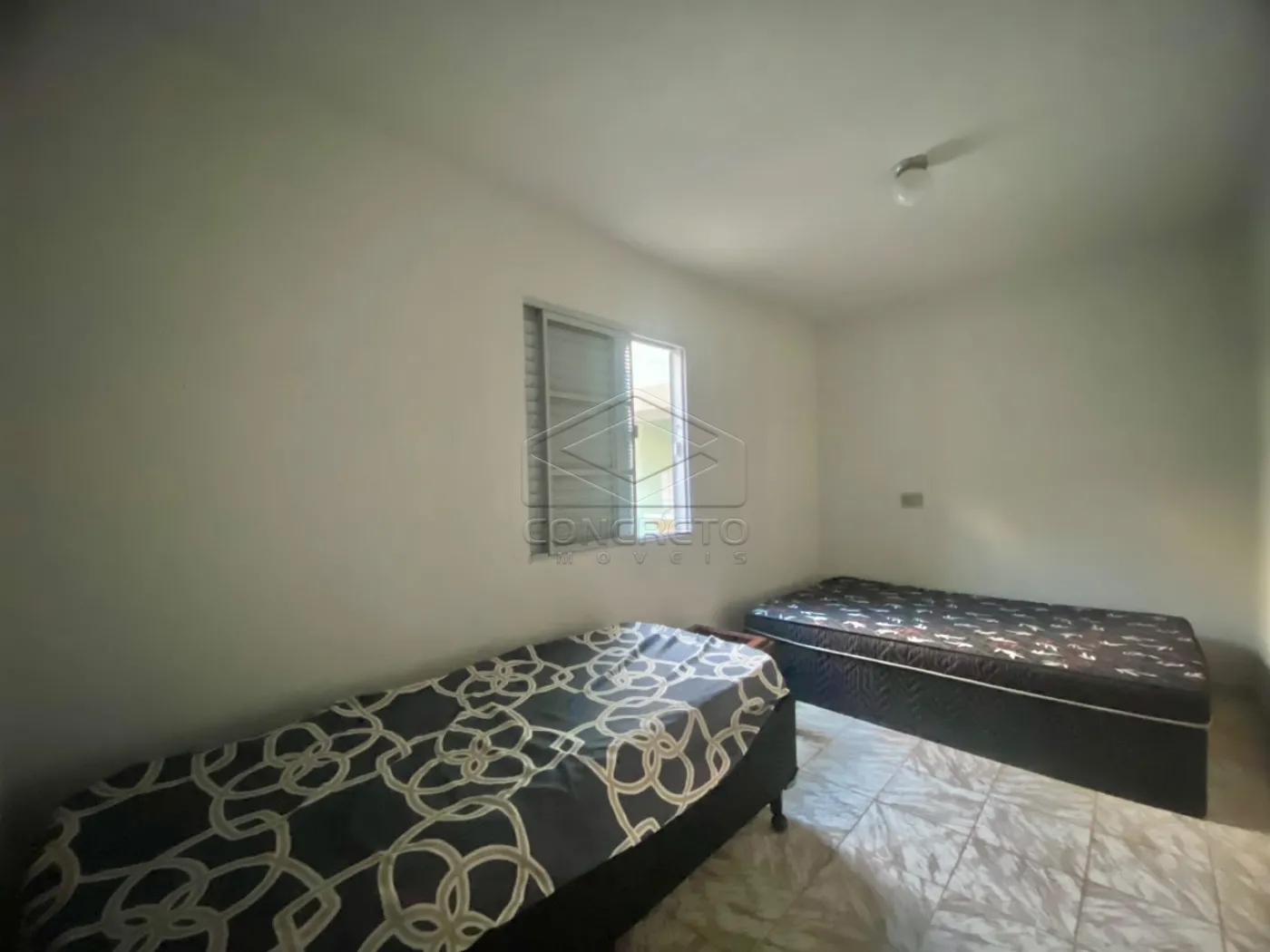 Alugar Apartamento / Kitnet em Ja&uacute; R$ 1.150,00 - Foto 3