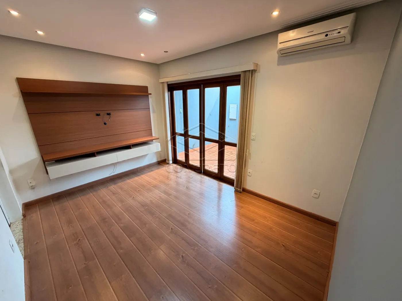 Comprar Casa / Padr&atilde;o em Len&ccedil;&oacute;is Paulista R$ 700.000,00 - Foto 3