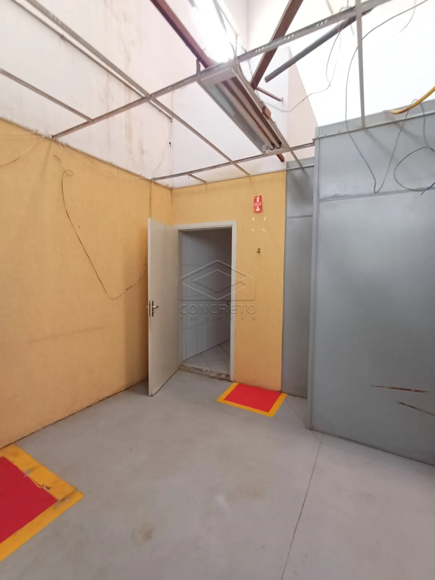 Alugar Comercial / Galp&atilde;o em Bauru R$ 11.000,00 - Foto 8