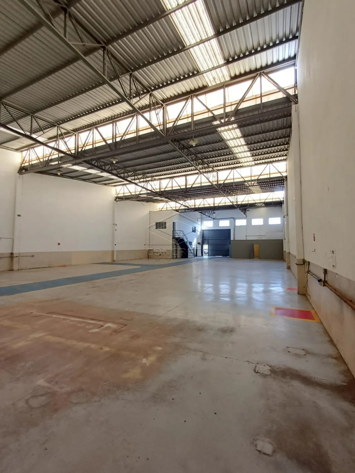 Alugar Comercial / Galp&atilde;o em Bauru R$ 11.000,00 - Foto 4