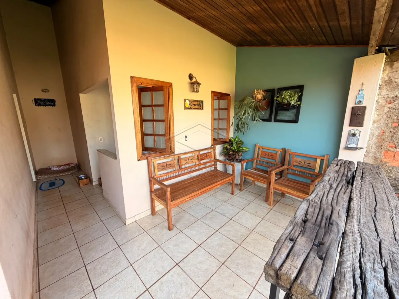 Comprar Casa / Padr&atilde;o em Len&ccedil;&oacute;is Paulista R$ 750.000,00 - Foto 1