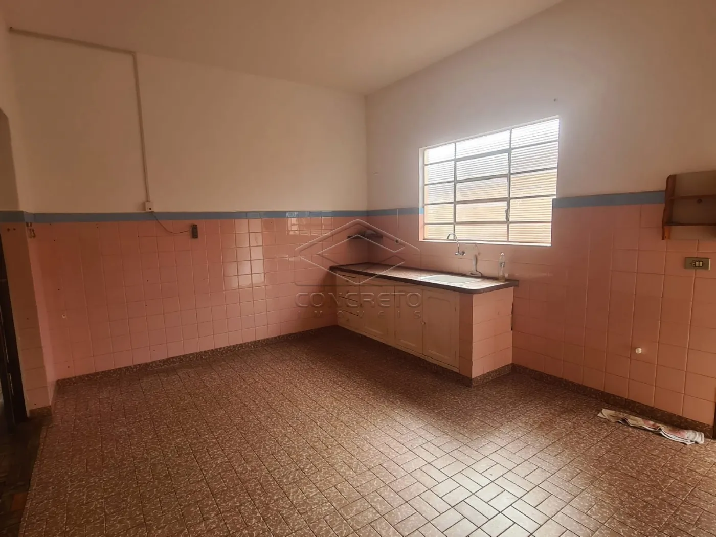 Comprar Casa / Padr&atilde;o em Len&ccedil;&oacute;is Paulista R$ 570.000,00 - Foto 5