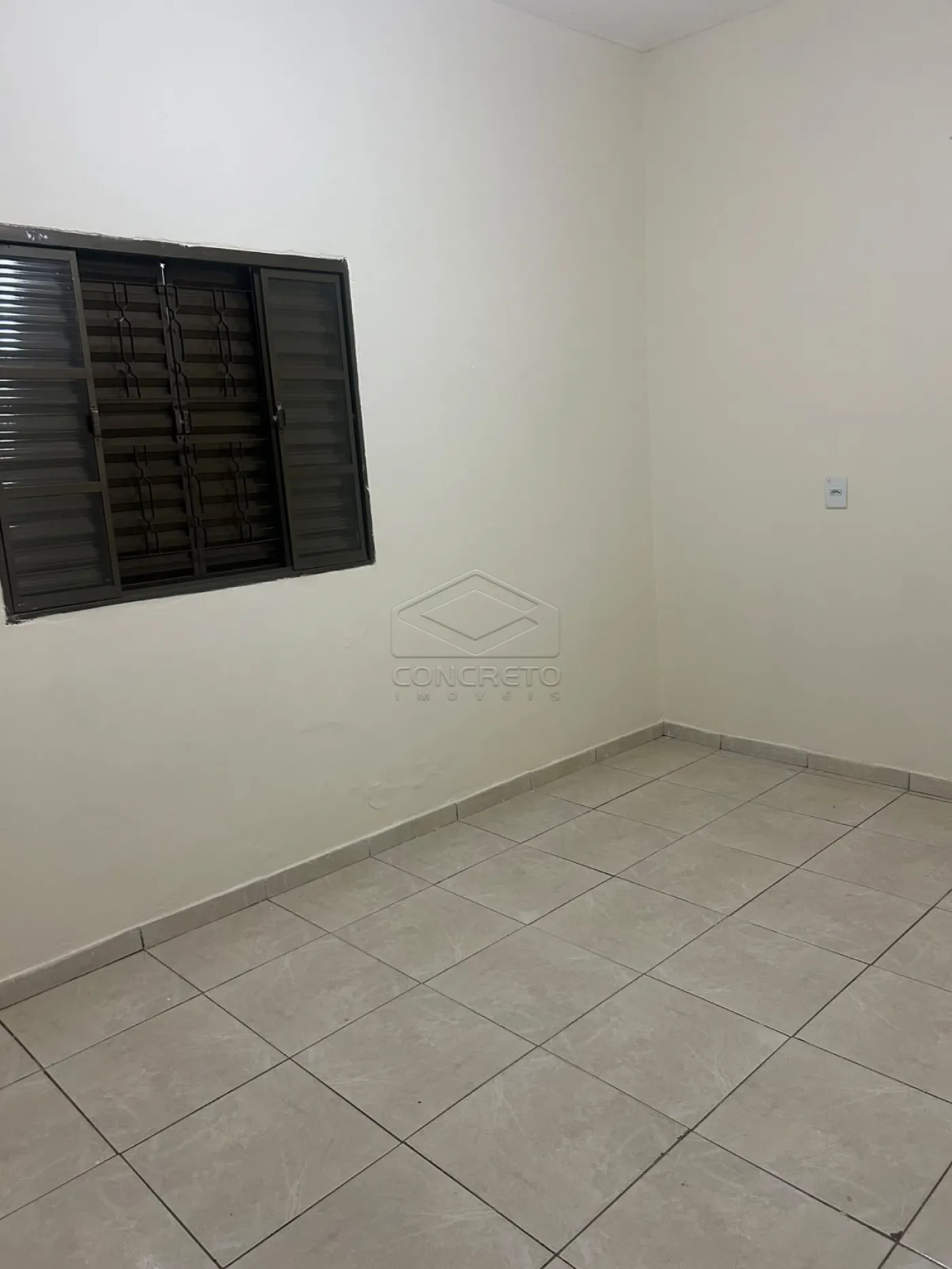 Alugar Casa / Padr&atilde;o em Len&ccedil;&oacute;is Paulista R$ 1.700,00 - Foto 8