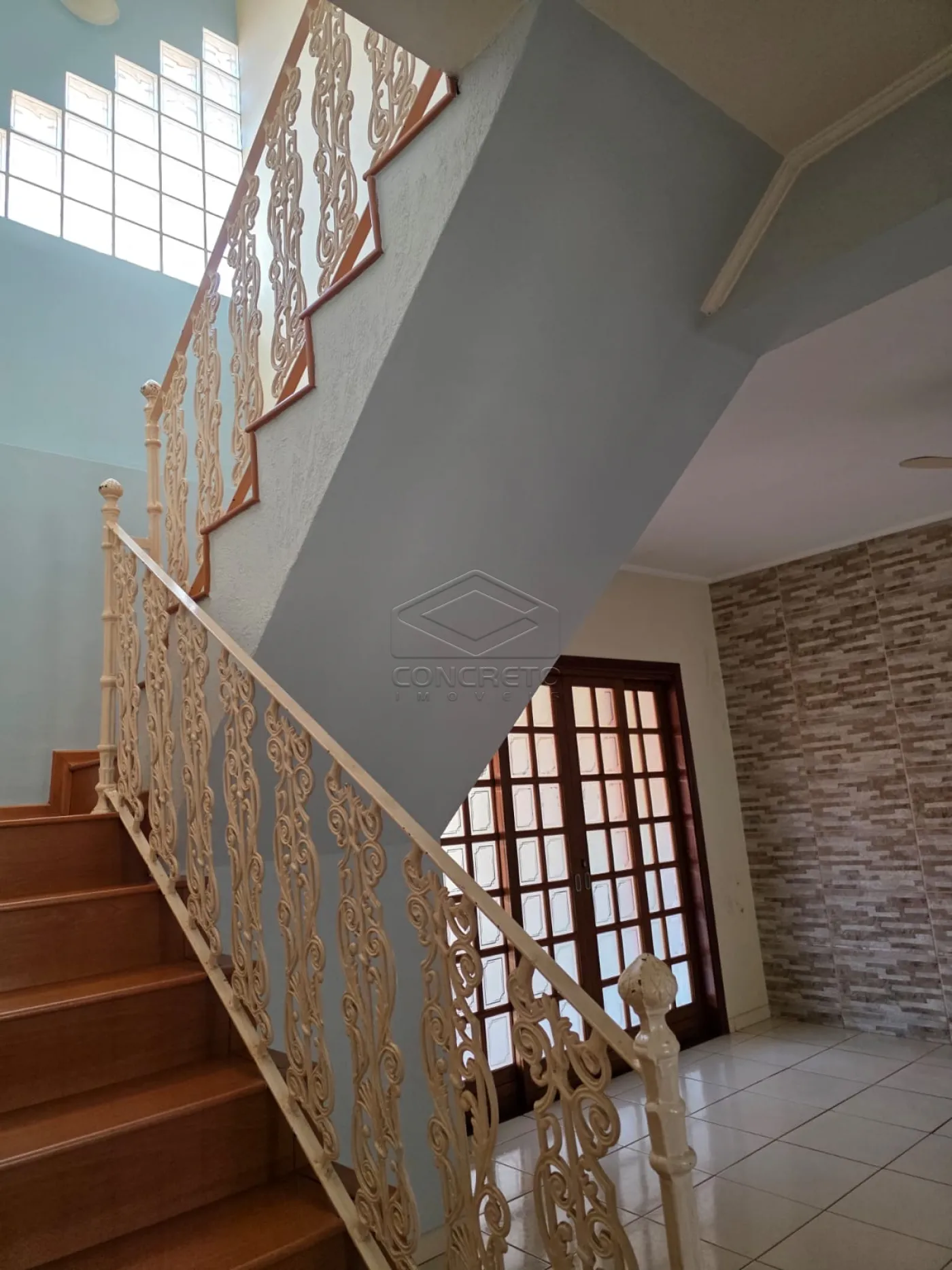 Alugar Casa / Sobrado em Len&ccedil;&oacute;is Paulista R$ 3.900,00 - Foto 3