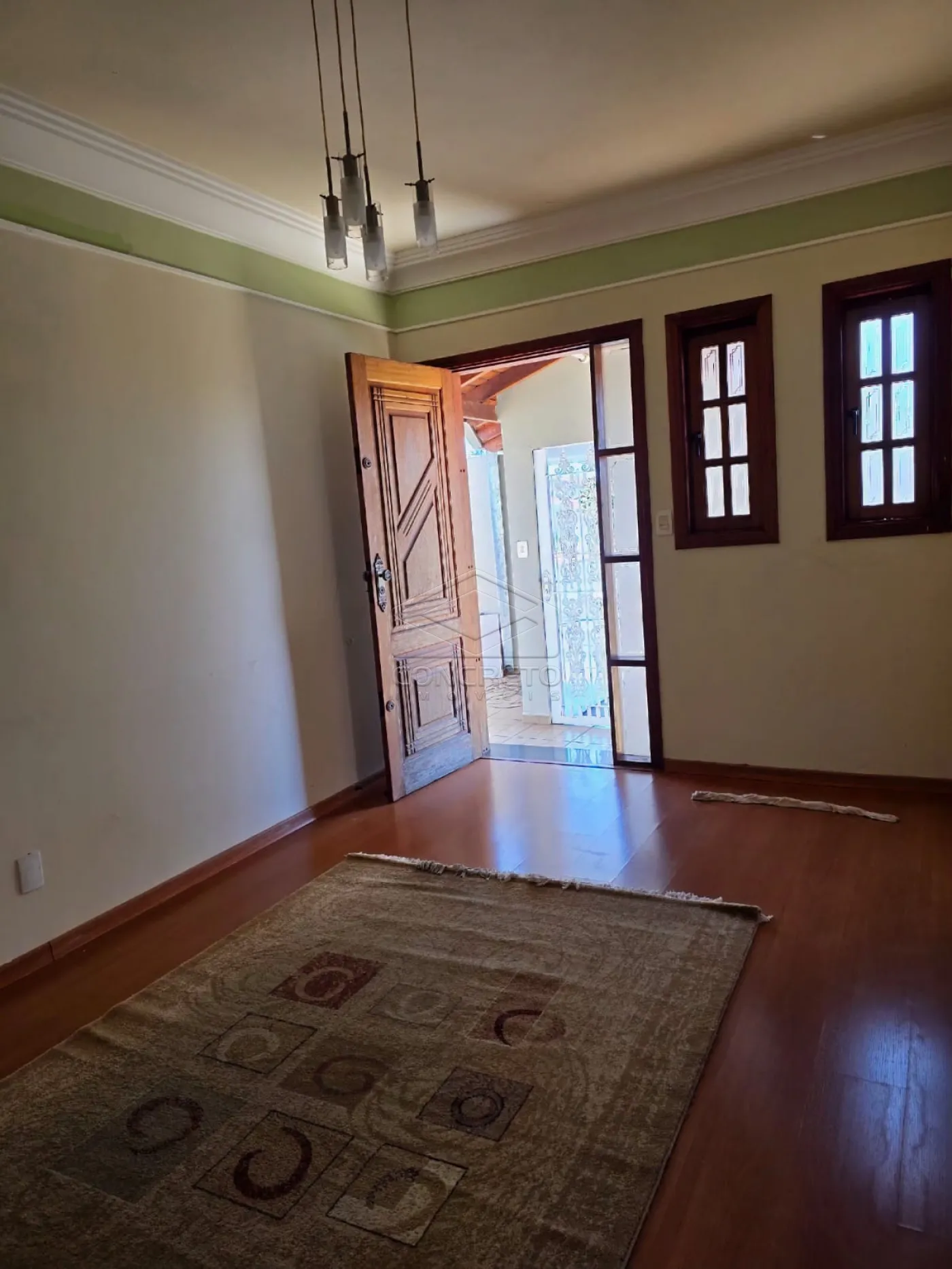 Alugar Casa / Sobrado em Len&ccedil;&oacute;is Paulista R$ 3.900,00 - Foto 5