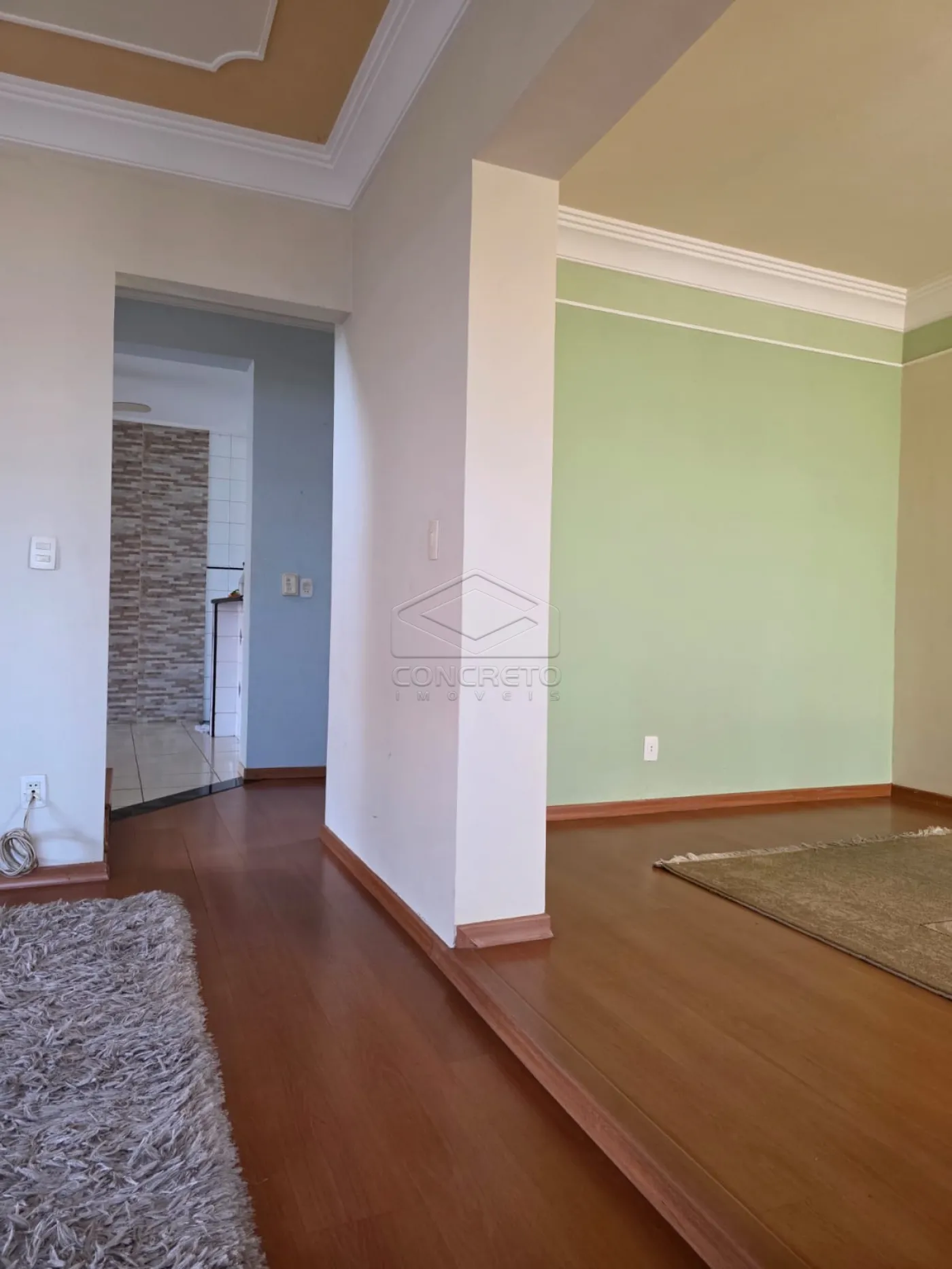 Alugar Casa / Sobrado em Len&ccedil;&oacute;is Paulista R$ 3.900,00 - Foto 8