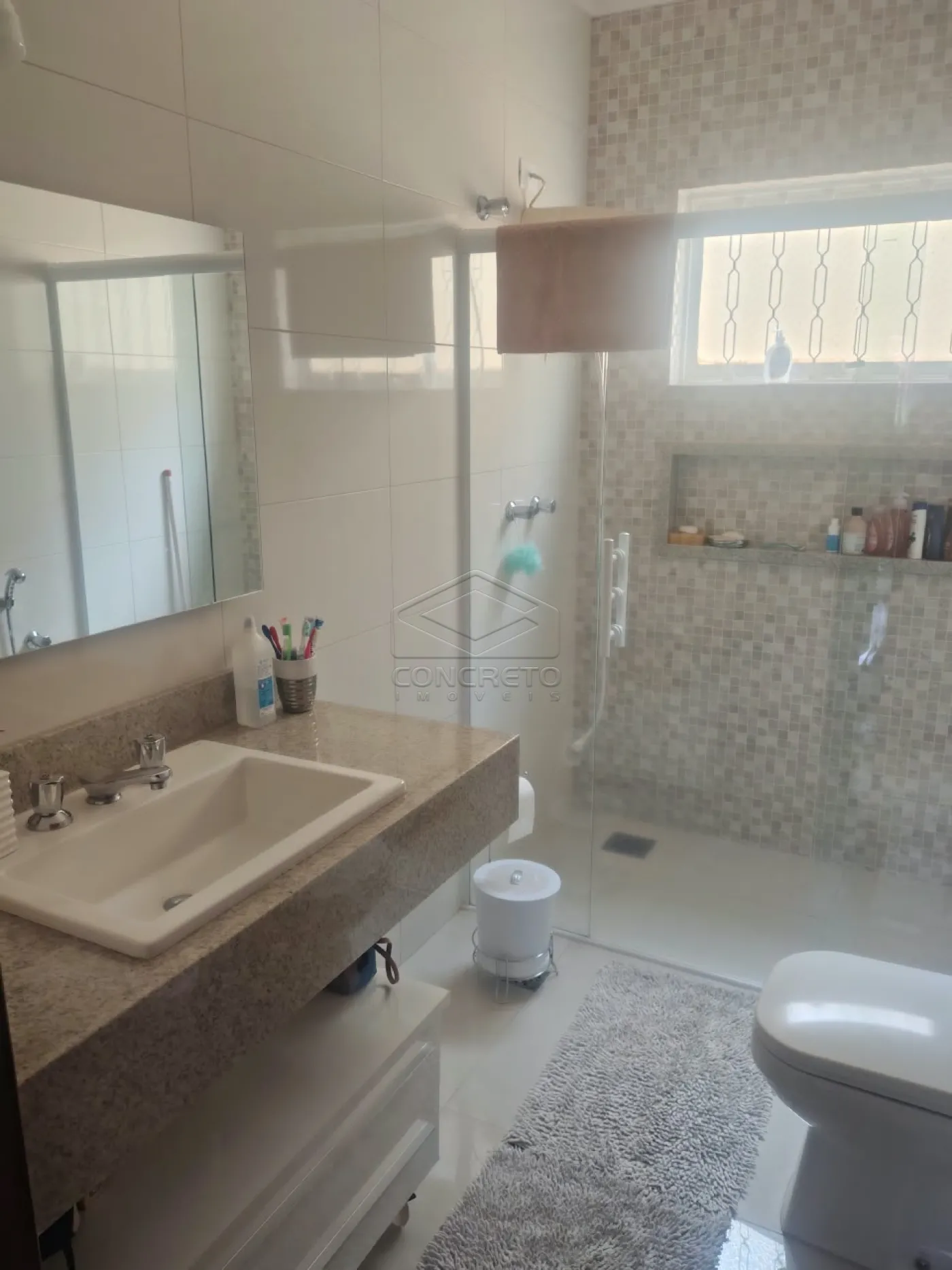 Alugar Casa / Sobrado em Len&ccedil;&oacute;is Paulista R$ 3.800,00 - Foto 12