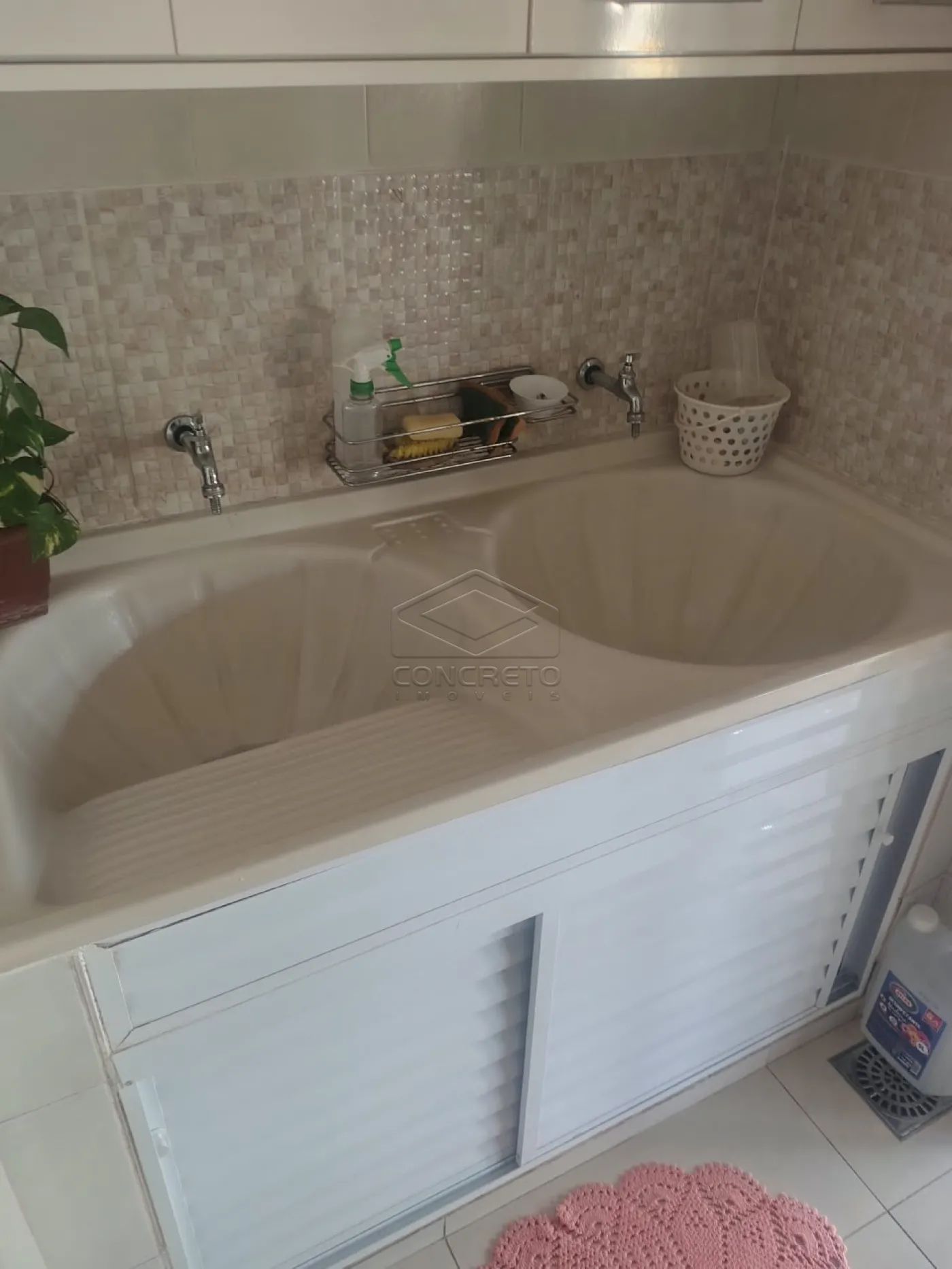 Alugar Casa / Sobrado em Len&ccedil;&oacute;is Paulista R$ 3.800,00 - Foto 18