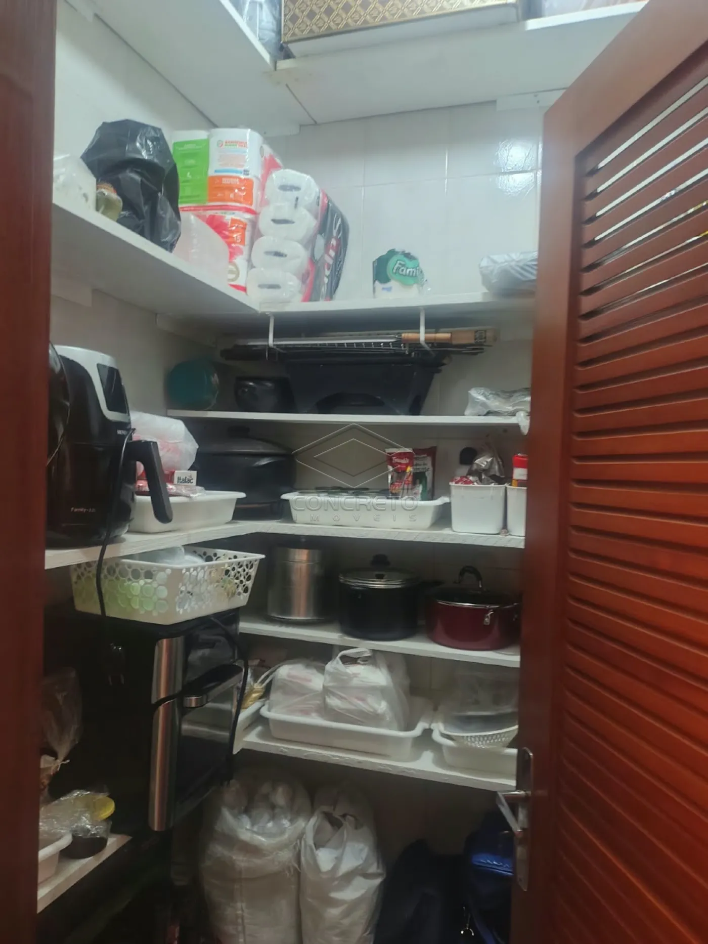 Alugar Casa / Sobrado em Len&ccedil;&oacute;is Paulista R$ 3.800,00 - Foto 19