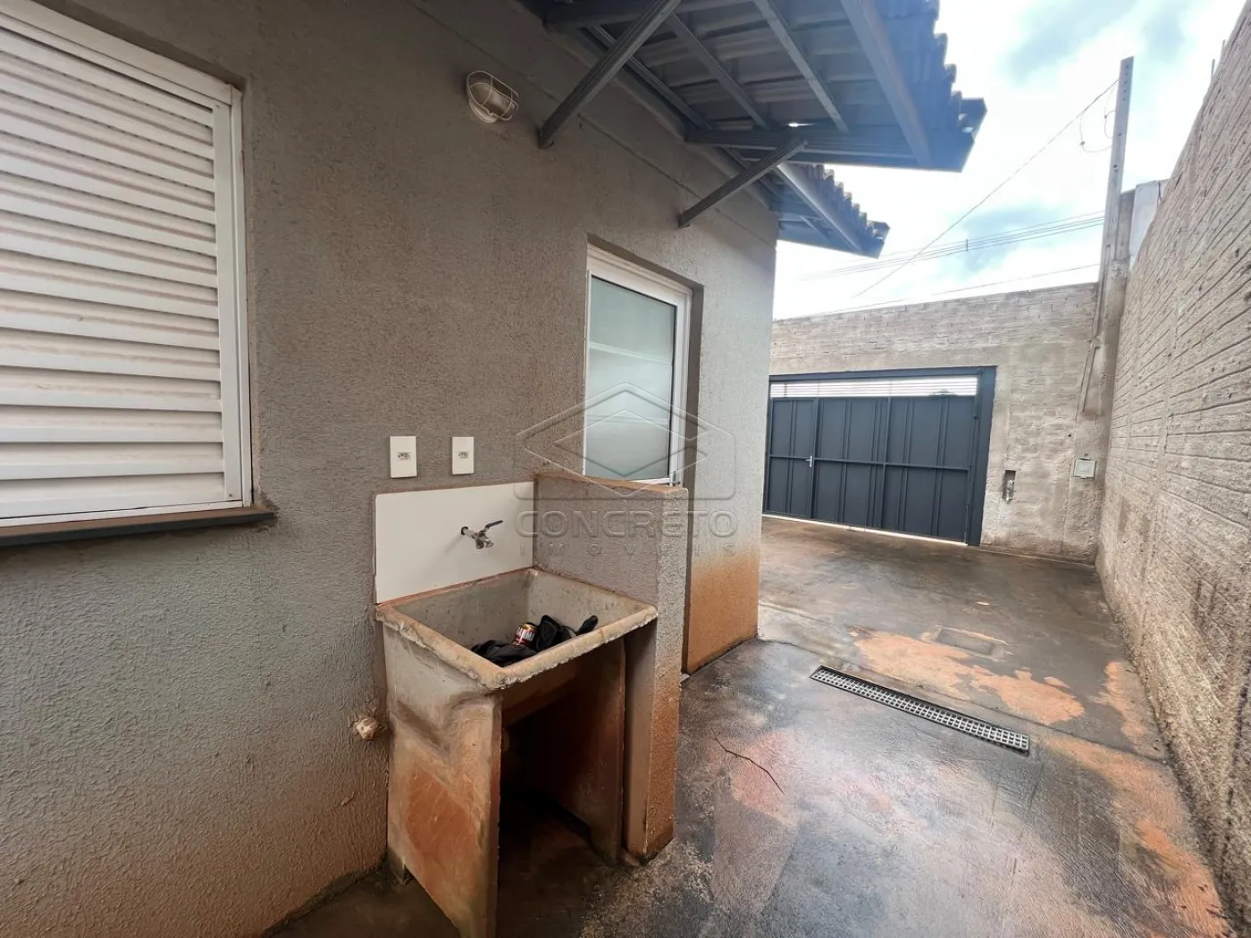 Comprar Casa / Padr&atilde;o em Len&ccedil;&oacute;is Paulista R$ 270.000,00 - Foto 8