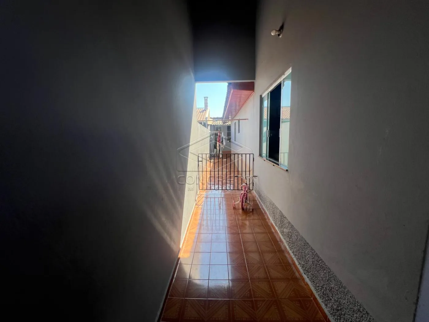 Comprar Casa / Padr&atilde;o em Len&ccedil;&oacute;is Paulista R$ 330.000,00 - Foto 2
