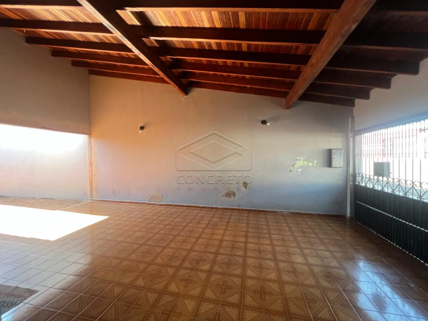 Comprar Casa / Padr&atilde;o em Len&ccedil;&oacute;is Paulista R$ 330.000,00 - Foto 4