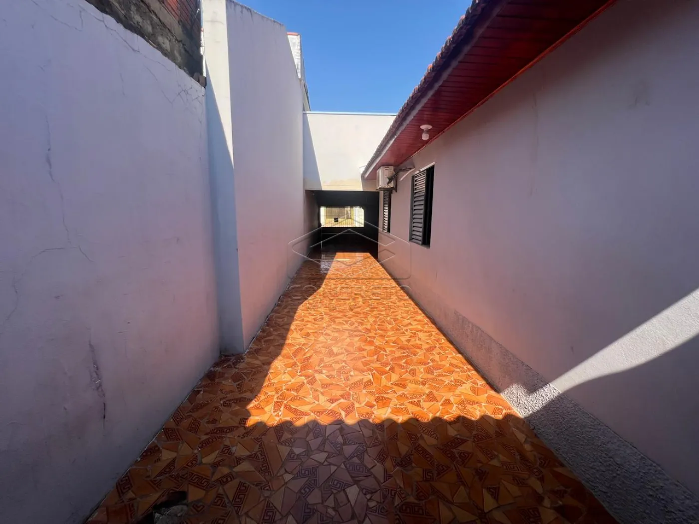 Comprar Casa / Padr&atilde;o em Len&ccedil;&oacute;is Paulista R$ 330.000,00 - Foto 15
