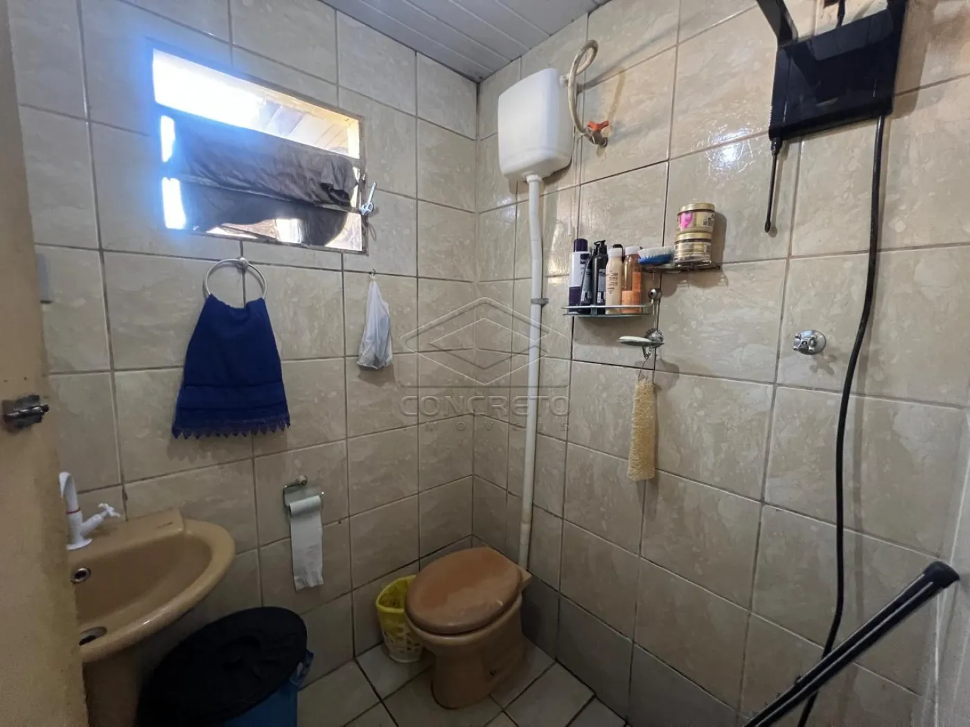 Comprar Casa / Padr&atilde;o em Len&ccedil;&oacute;is Paulista R$ 280.000,00 - Foto 3