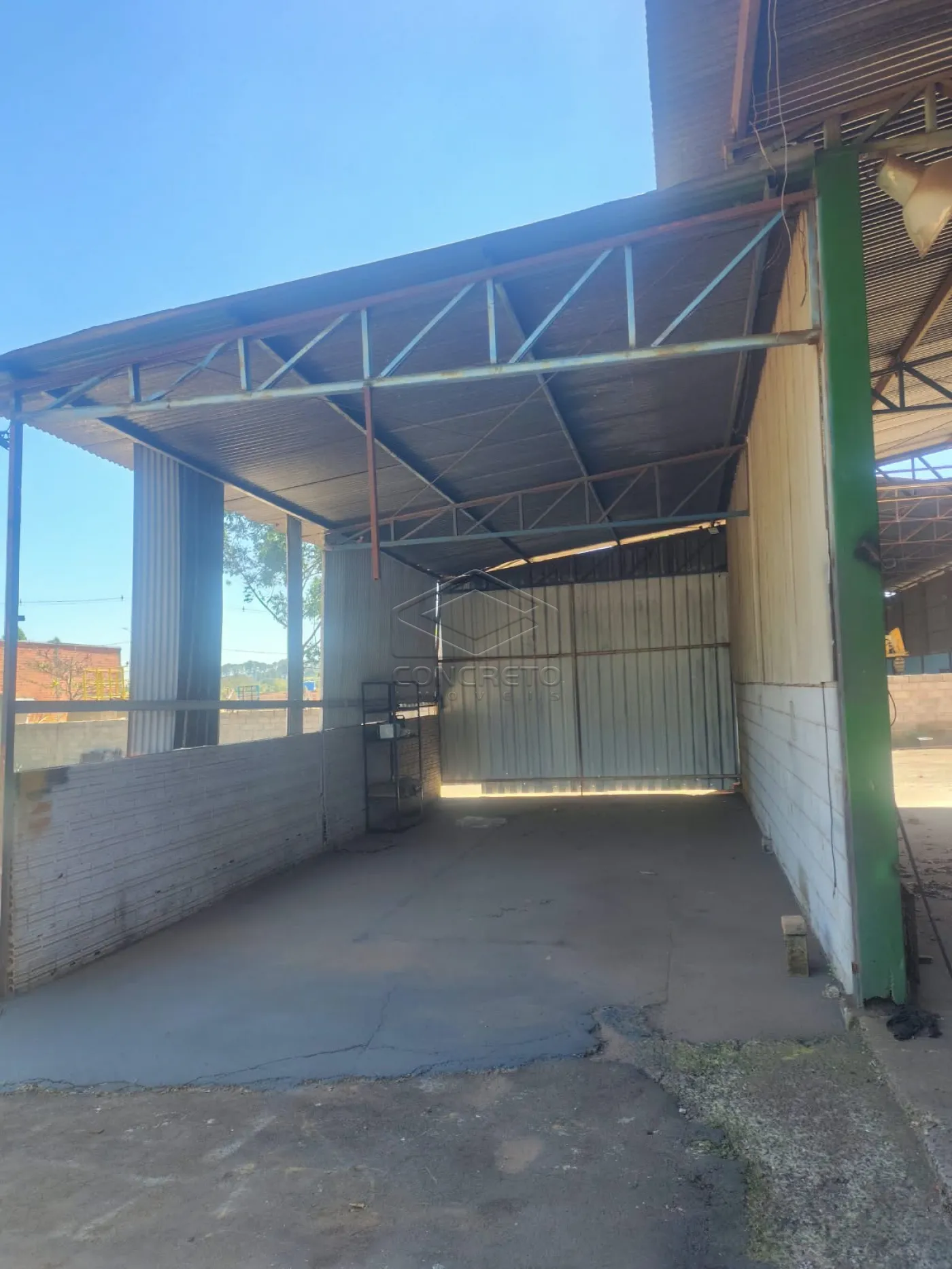 Alugar Comercial / Galp&atilde;o em Len&ccedil;&oacute;is Paulista R$ 5.500,00 - Foto 4