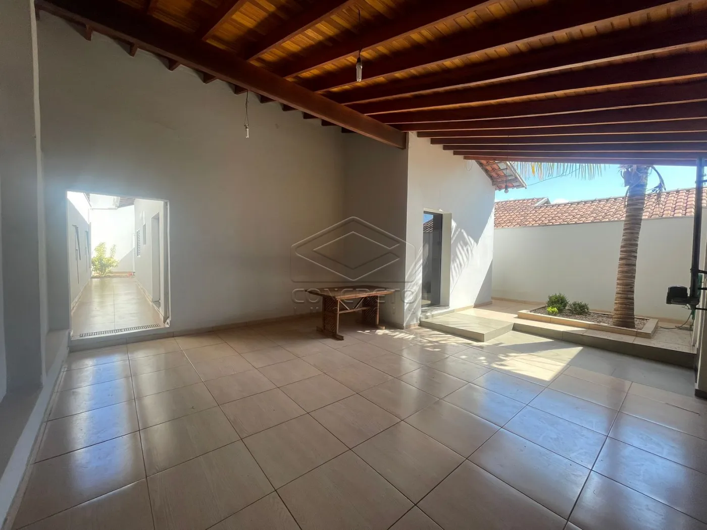 Comprar Casa / Padr&atilde;o em Len&ccedil;&oacute;is Paulista R$ 580.000,00 - Foto 1