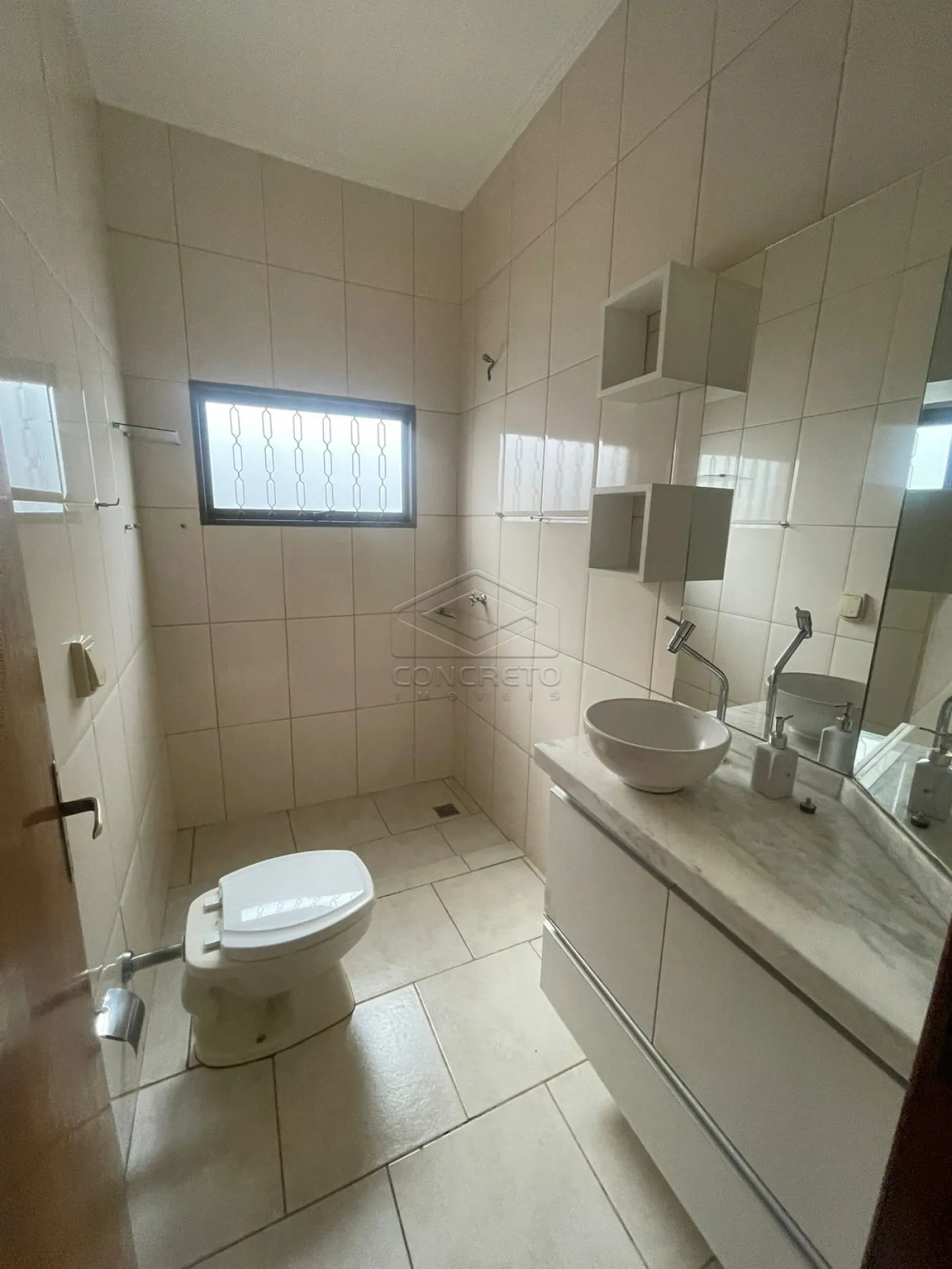 Comprar Casa / Padr&atilde;o em Len&ccedil;&oacute;is Paulista R$ 580.000,00 - Foto 6