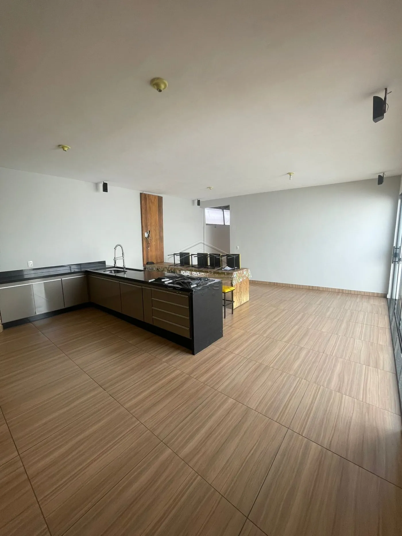 Comprar Casa / Padr&atilde;o em Len&ccedil;&oacute;is Paulista R$ 580.000,00 - Foto 11