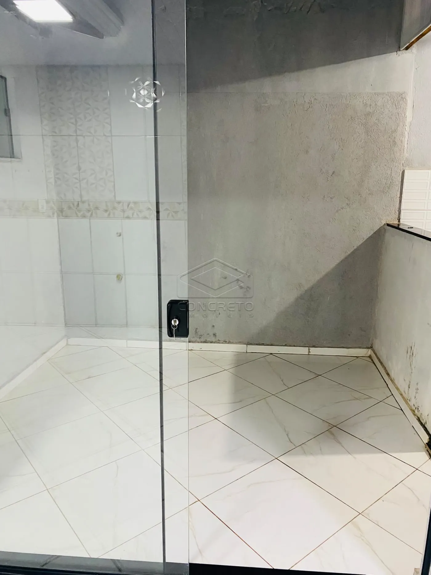 Alugar Casa / Padr&atilde;o em Len&ccedil;&oacute;is Paulista R$ 1.404,00 - Foto 2