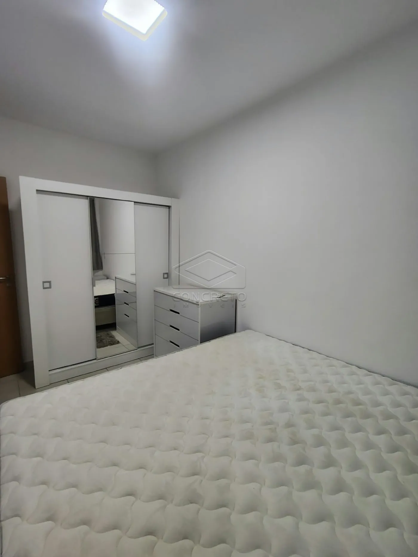 Alugar Apartamento / Mobiliado em Len&ccedil;&oacute;is Paulista R$ 2.900,00 - Foto 12