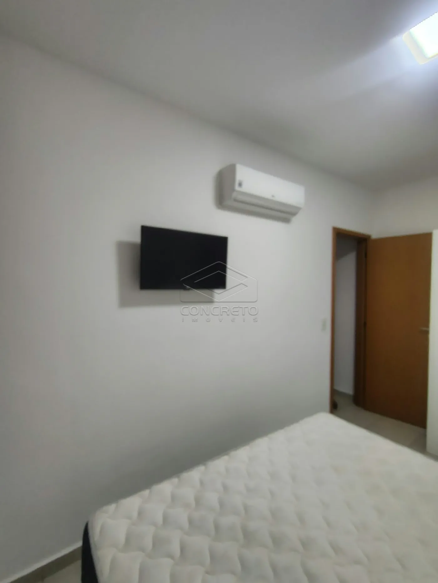 Alugar Apartamento / Mobiliado em Len&ccedil;&oacute;is Paulista R$ 2.900,00 - Foto 13