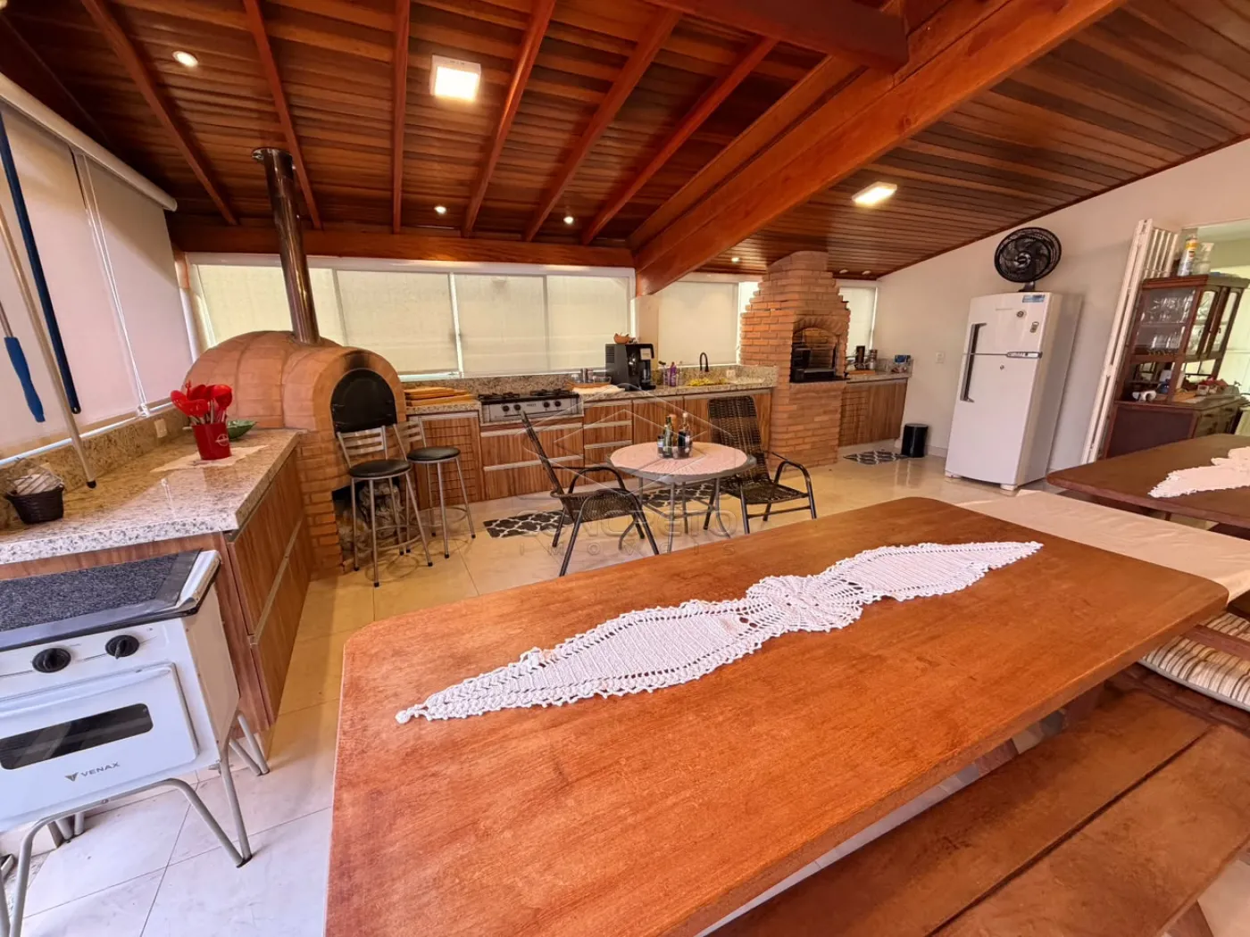 Comprar Casa / Padr&atilde;o em Len&ccedil;&oacute;is Paulista R$ 1.650.000,00 - Foto 1