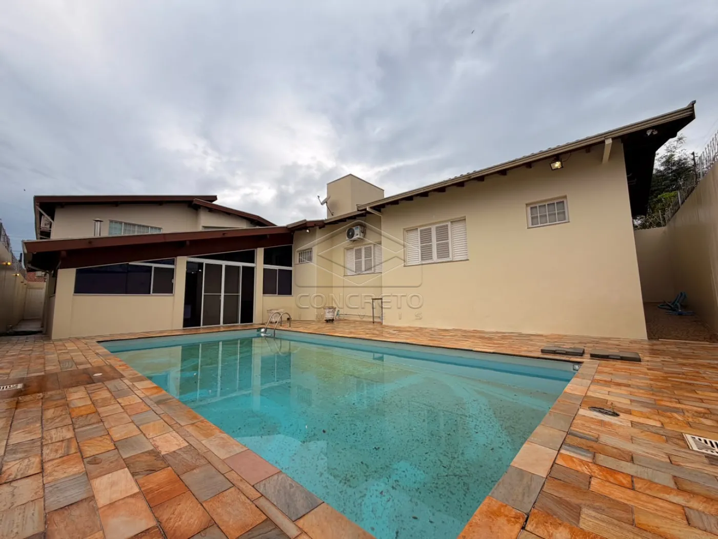 Comprar Casa / Padr&atilde;o em Len&ccedil;&oacute;is Paulista R$ 1.650.000,00 - Foto 3