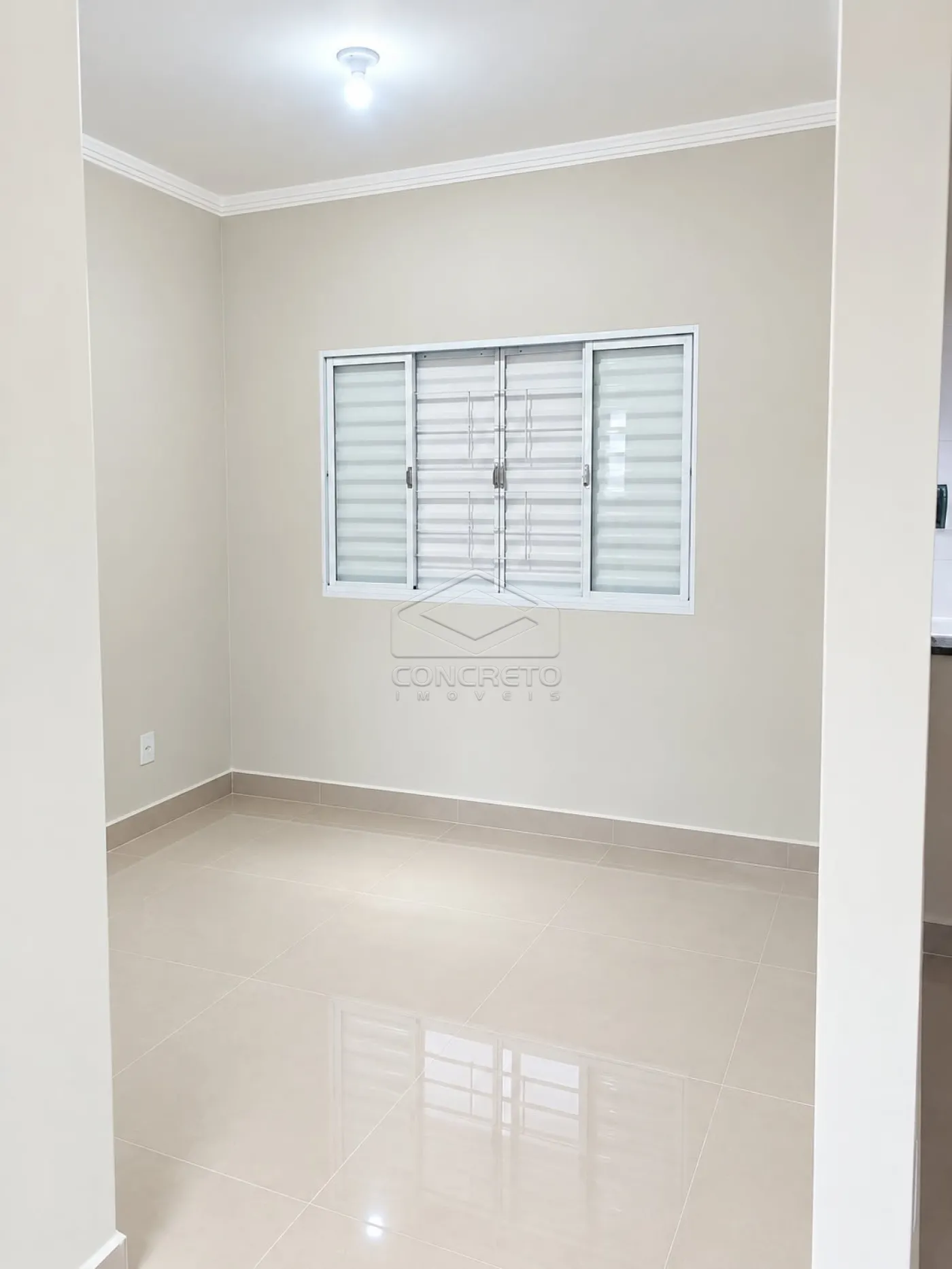 Alugar Apartamento / Kitnet em Len&ccedil;&oacute;is Paulista R$ 1.250,00 - Foto 5