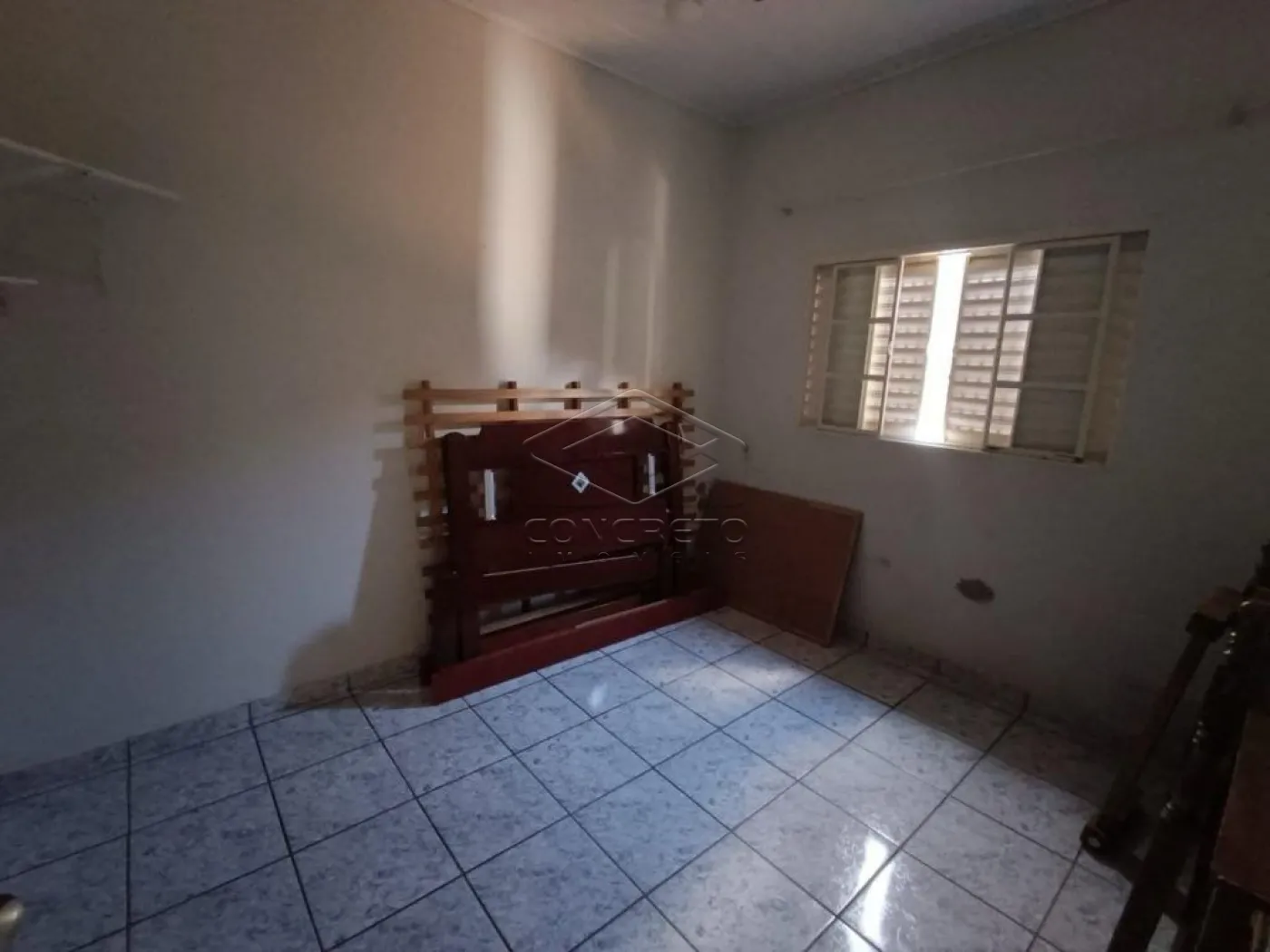 Comprar Casa / Padr&atilde;o em Len&ccedil;&oacute;is Paulista R$ 395.000,00 - Foto 19