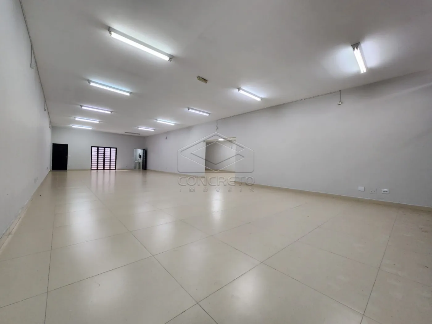 Alugar Comercial / Sal&atilde;o em Ja&uacute; R$ 7.400,00 - Foto 2