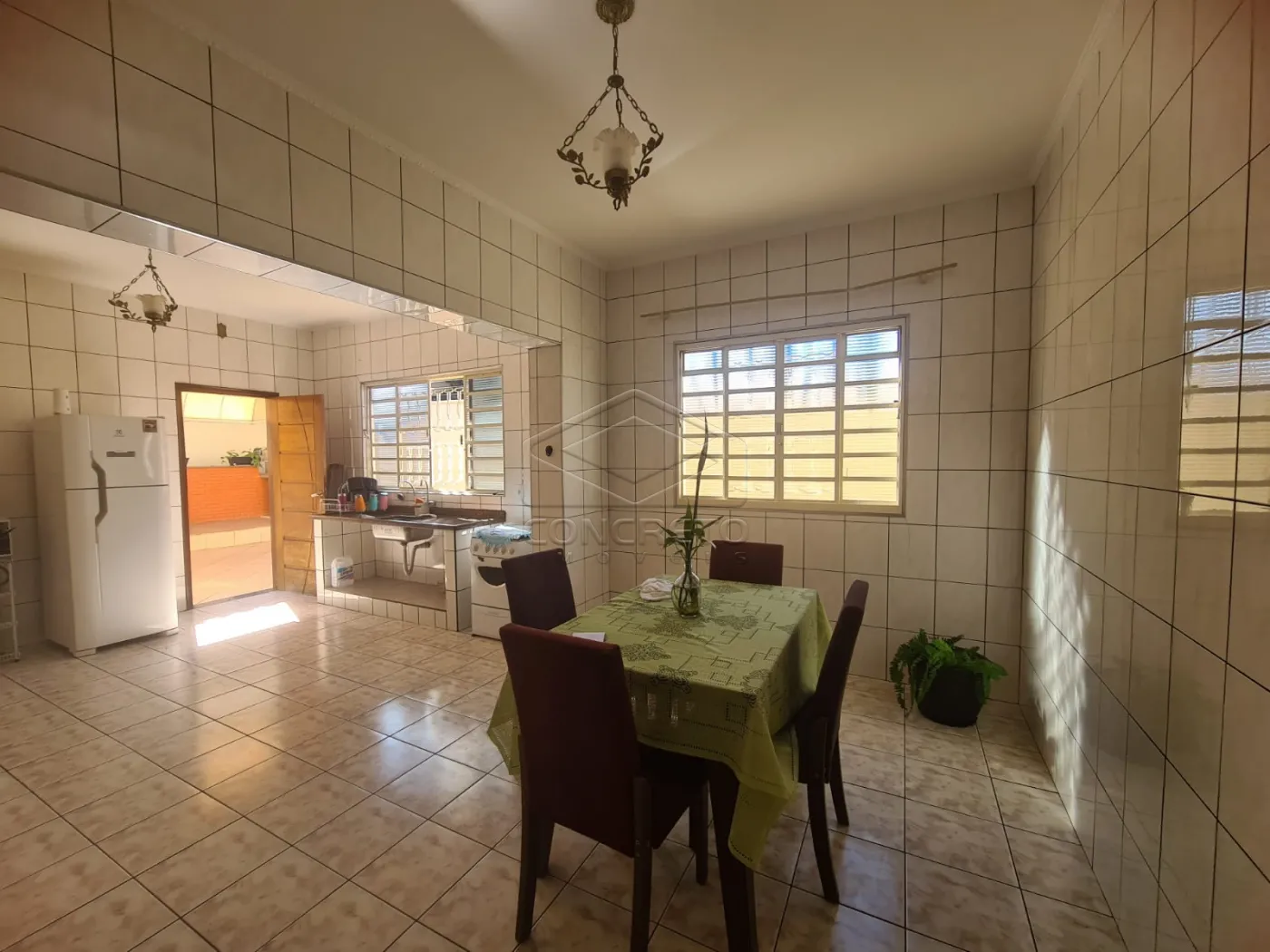 Comprar Casa / Padr&atilde;o em Len&ccedil;&oacute;is Paulista R$ 850.000,00 - Foto 3