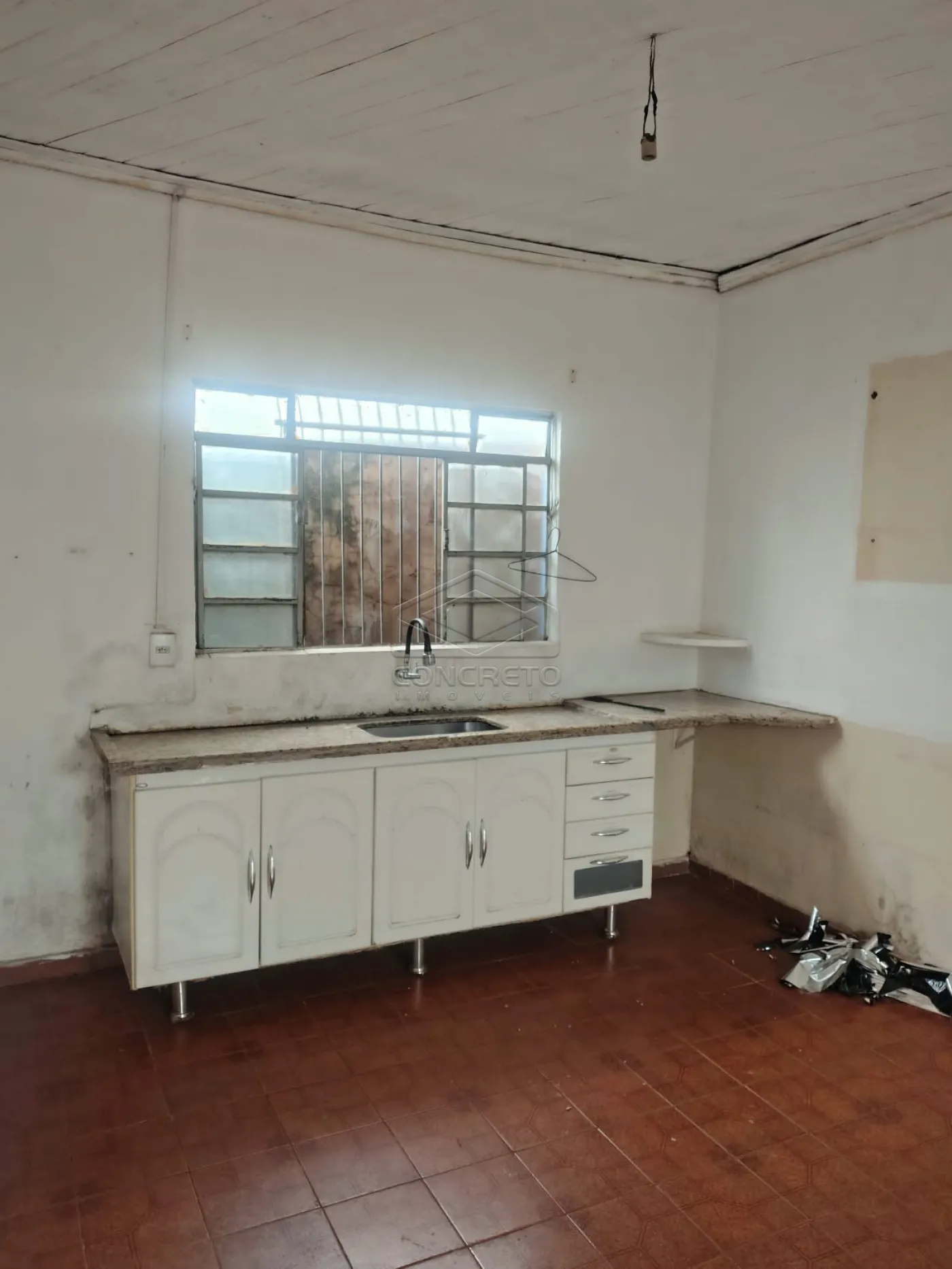 Alugar Casa / Padr&atilde;o em Len&ccedil;&oacute;is Paulista R$ 1.800,00 - Foto 6