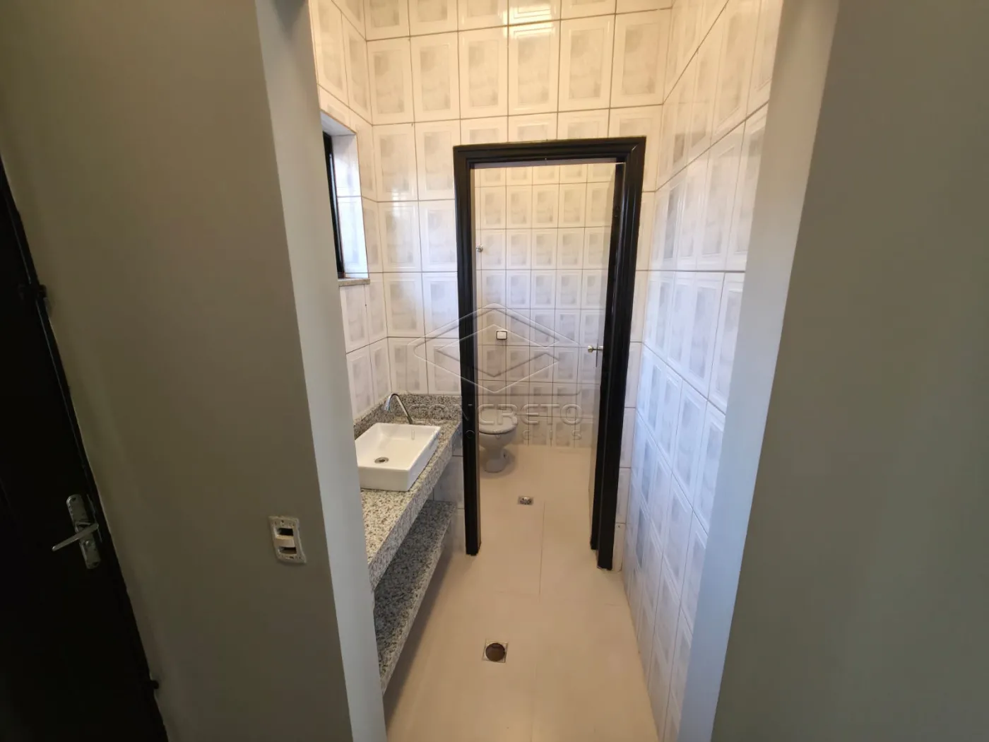 Alugar Comercial / Loja em Len&ccedil;&oacute;is Paulista R$ 4.000,00 - Foto 4