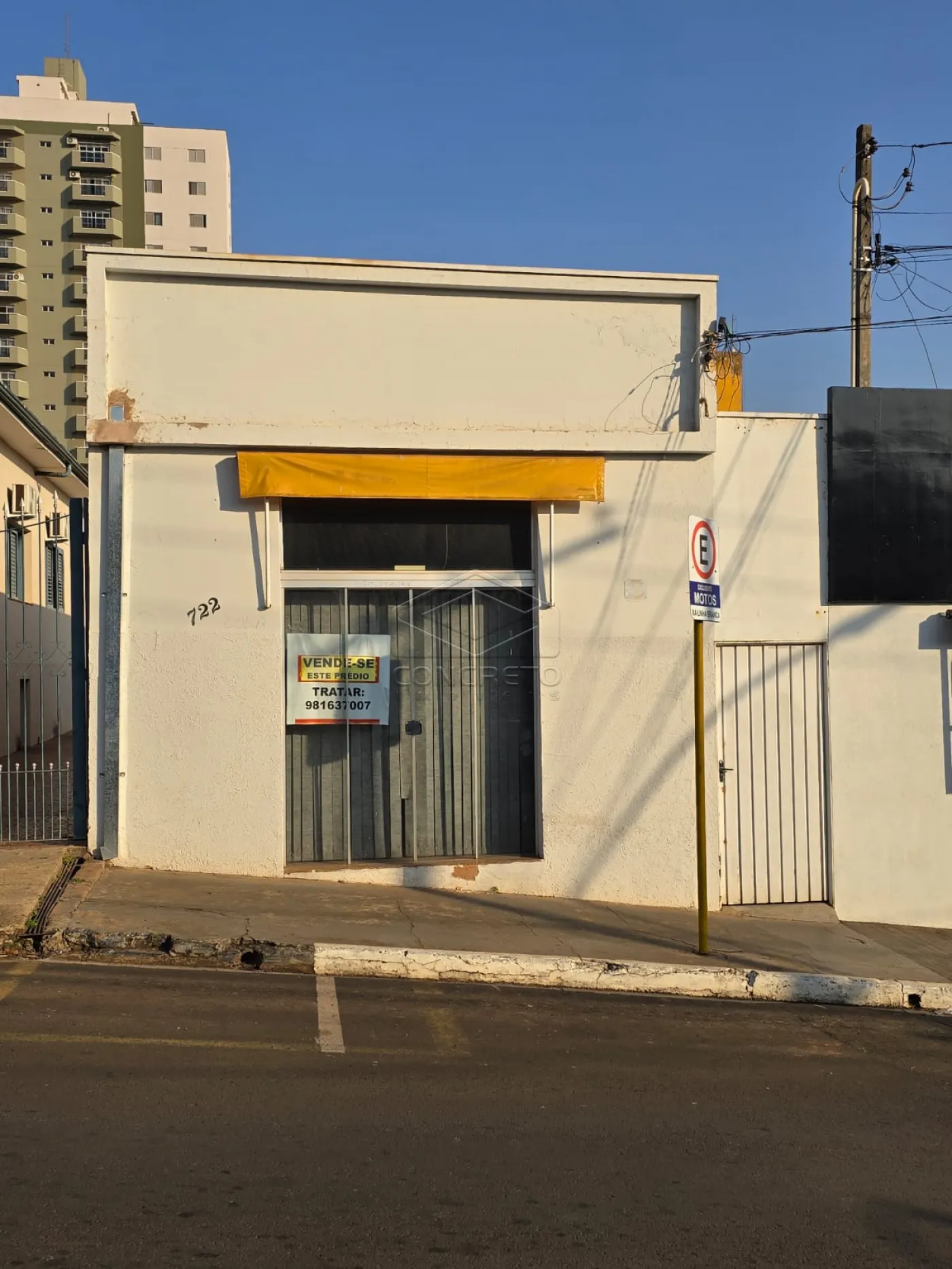 Alugar Comercial / Sala em Len&ccedil;&oacute;is Paulista R$ 2.200,00 - Foto 1