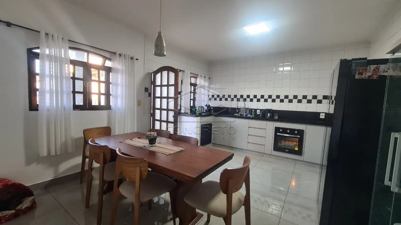 Comprar Casa / Sobrado em Len&ccedil;&oacute;is Paulista R$ 490.000,00 - Foto 1