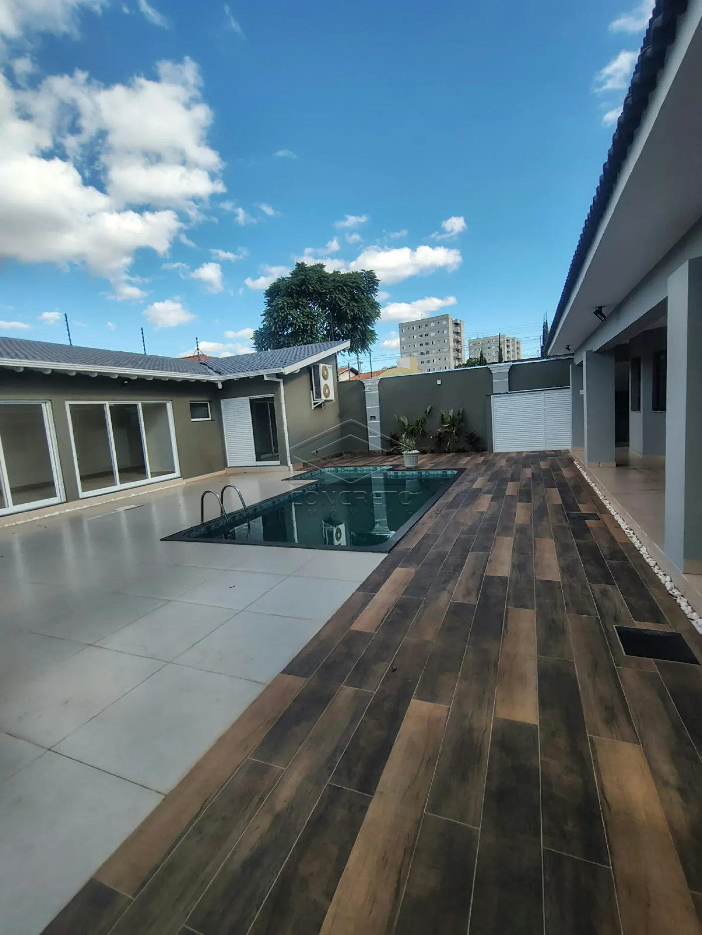 Alugar Casa / Padr&atilde;o em Len&ccedil;&oacute;is Paulista R$ 7.700,00 - Foto 32