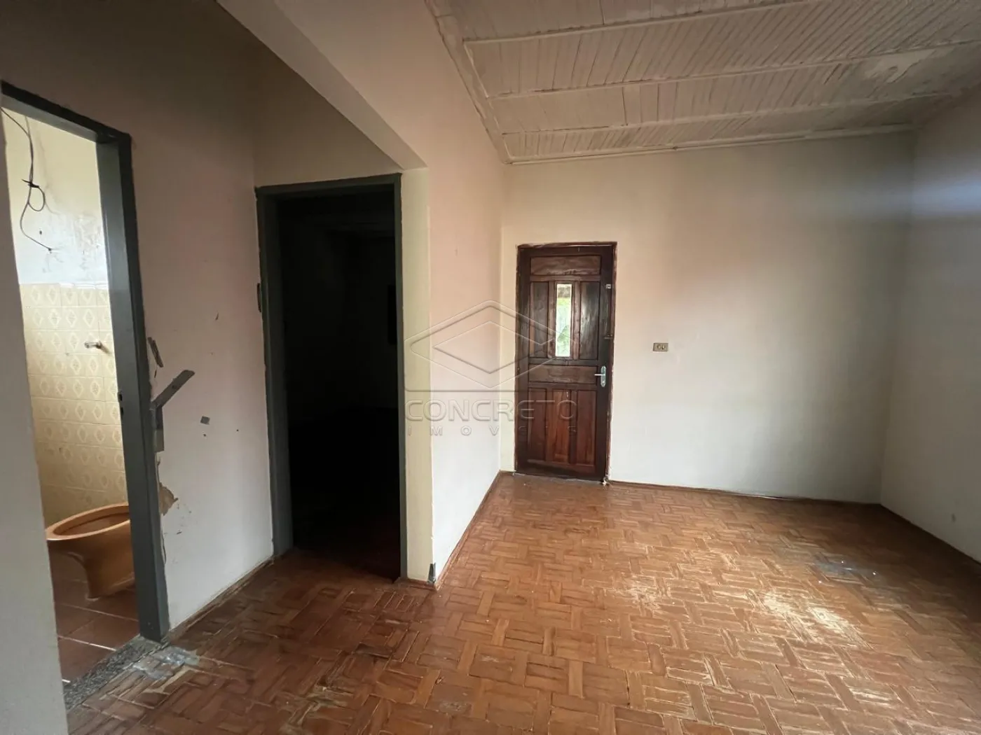 Comprar Casa / Padr&atilde;o em Len&ccedil;&oacute;is Paulista R$ 250.000,00 - Foto 6