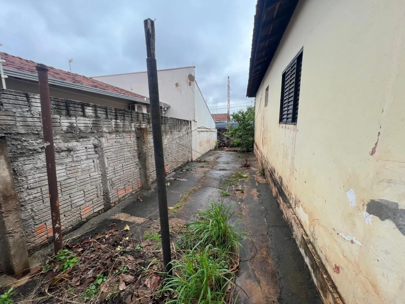 Comprar Casa / Padr&atilde;o em Len&ccedil;&oacute;is Paulista R$ 250.000,00 - Foto 11
