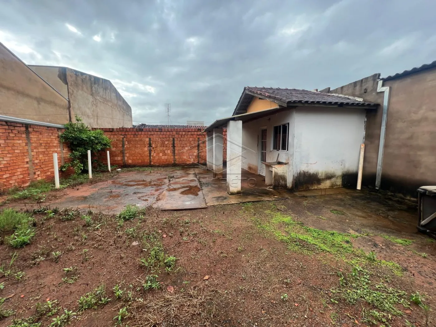 Comprar Casa / Resid&ecirc;ncia em Len&ccedil;&oacute;is Paulista R$ 250.000,00 - Foto 2