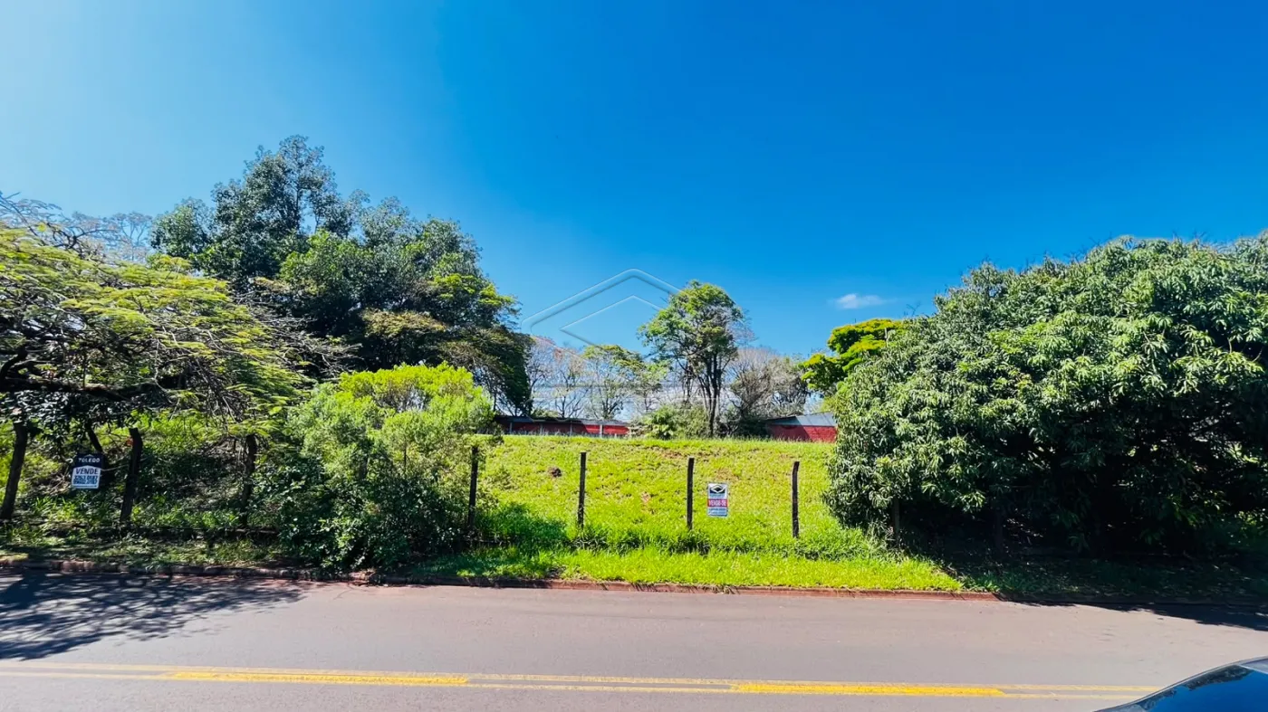 Comprar Terreno / &Aacute;rea em Len&ccedil;&oacute;is Paulista - Foto 1