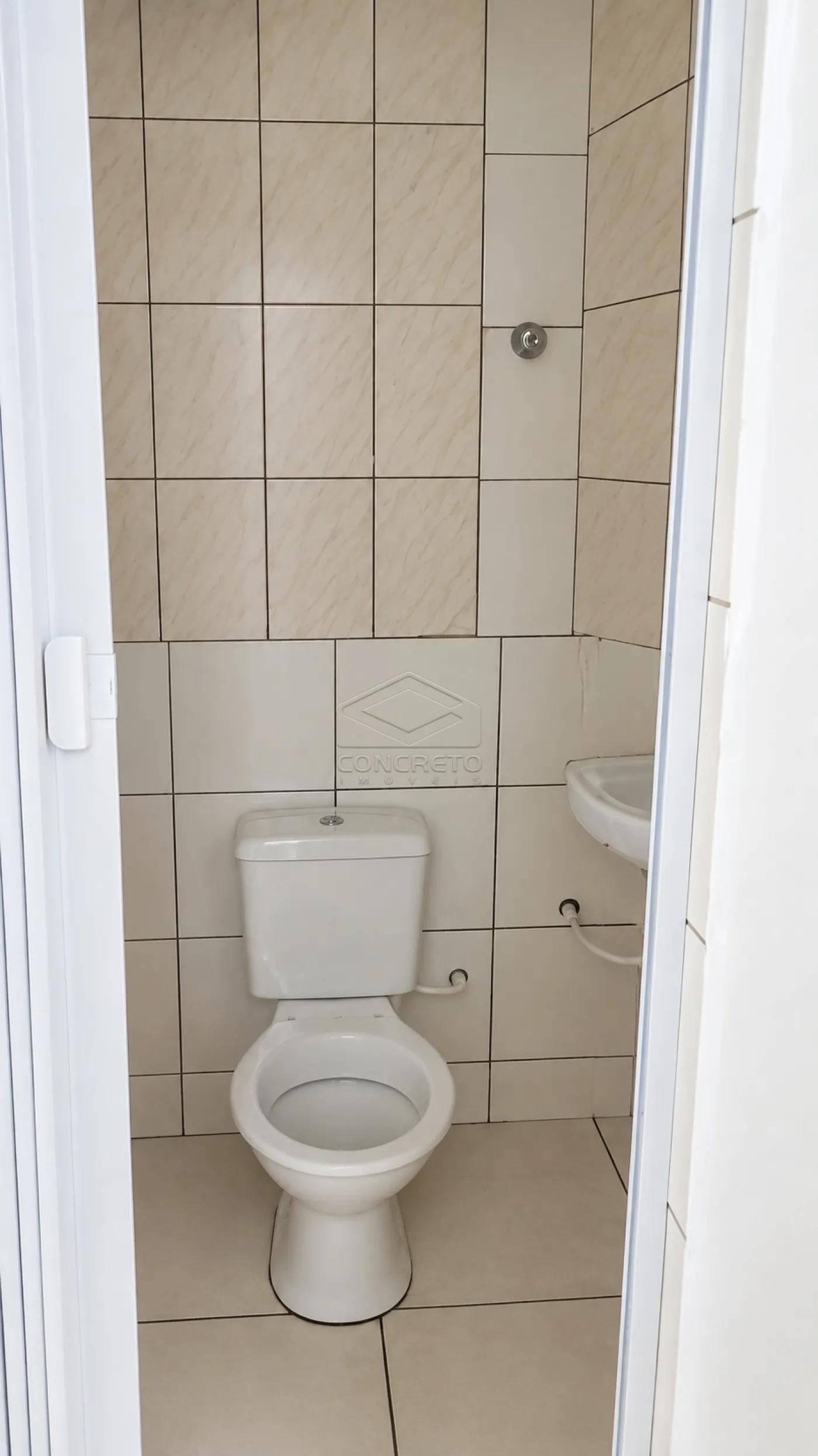 Alugar Comercial / Loja em Botucatu R$ 1.200,00 - Foto 6